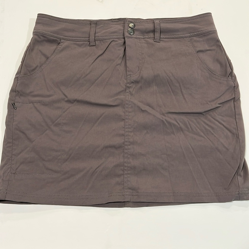 Prana - 10, gray skirt/skort, utility, outdoors